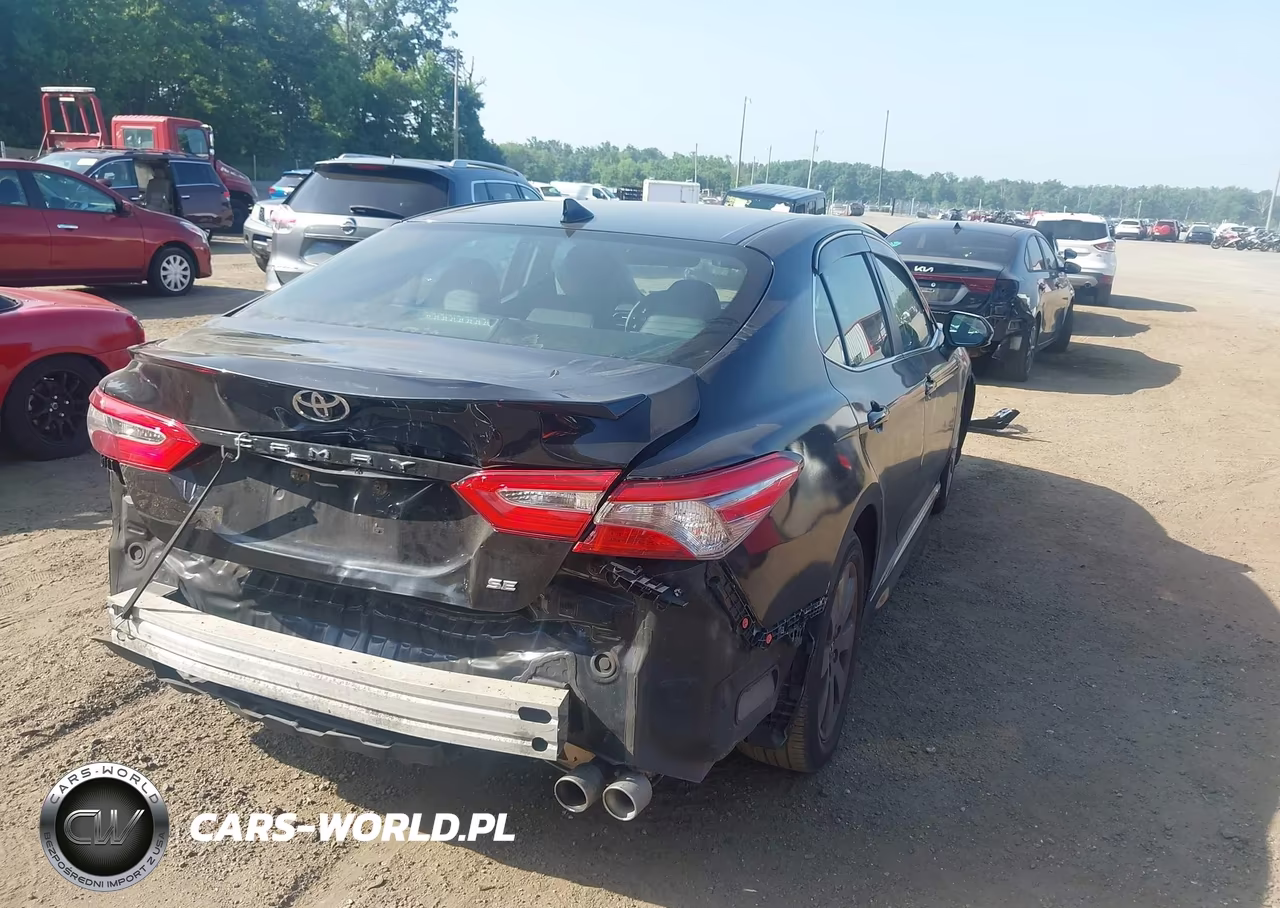 2019 Toyota Camry Se VIN:4T1B11HK5KU694807 - 4