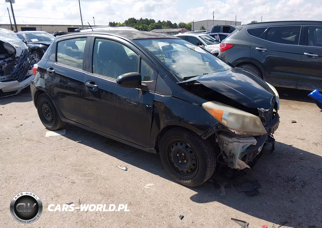 2013 Toyota Yaris Le