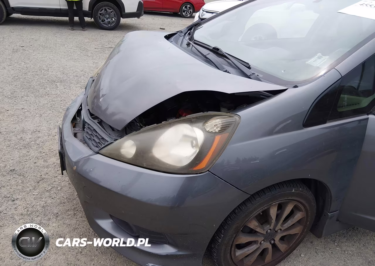 2012 Honda Fit Sport VIN:JHMGE8H5XCC007330 - 19