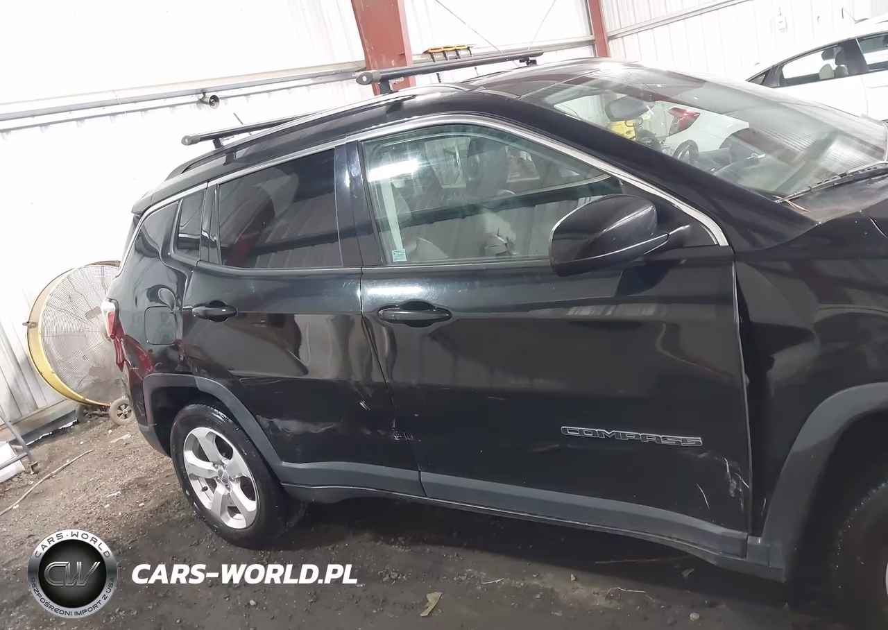 2019 Jeep Compass Latitude 4X4 VIN:3C4NJDBB2KT748473 - 13