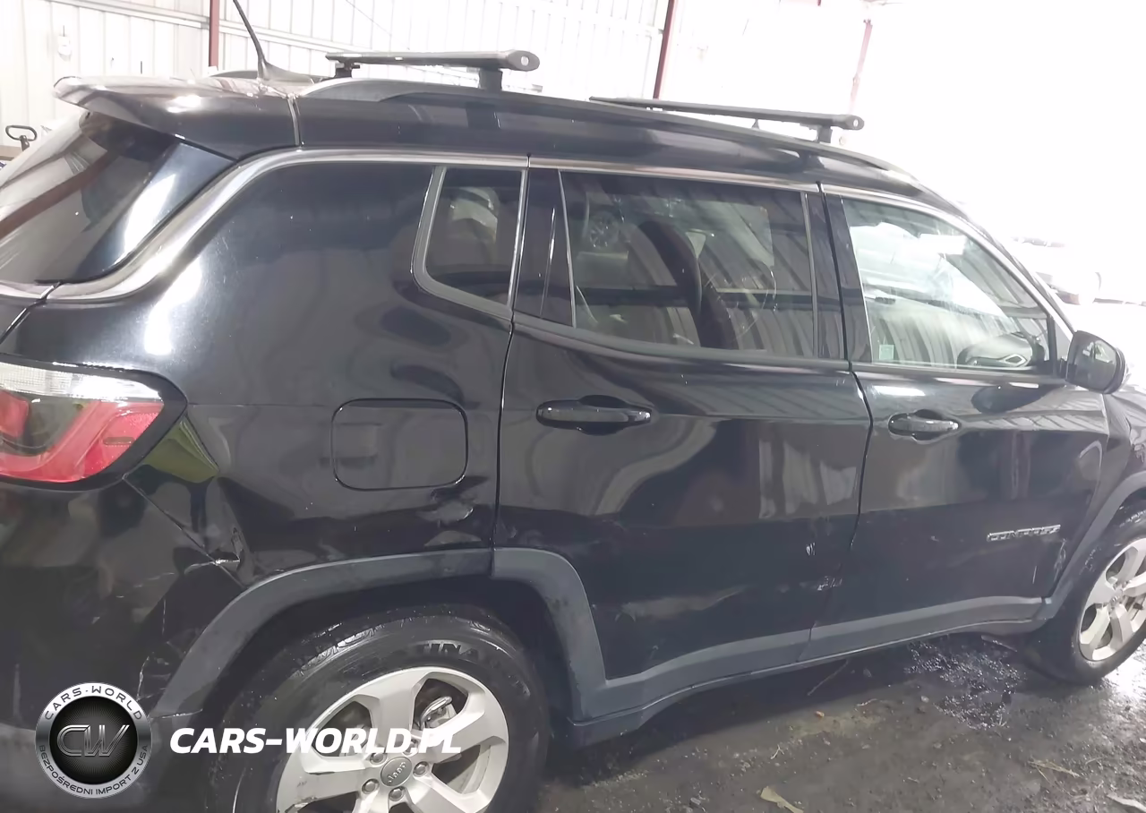 2019 Jeep Compass Latitude 4X4 VIN:3C4NJDBB2KT748473 - 6