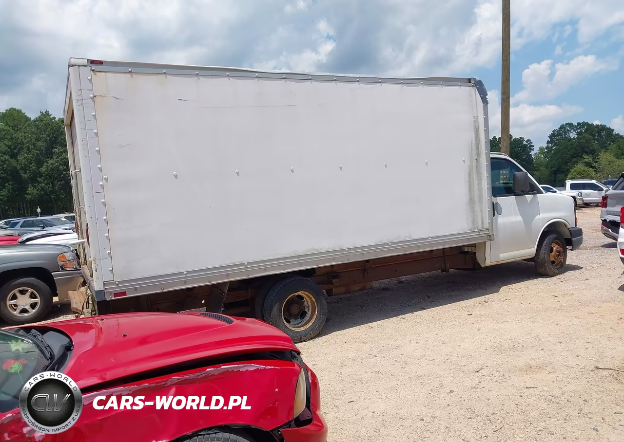 2004 GMC Savana Cutaway Standard W-C7L-C7N VIN:1GDJG31UX41908759 - 4