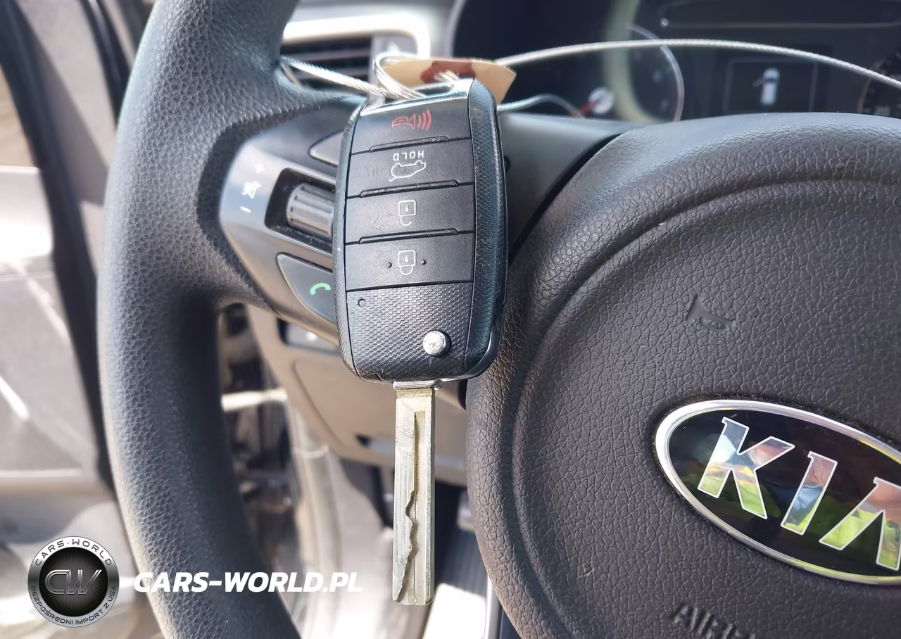 2016 Kia Sorento 2.4L Lx VIN:5XYPG4A30GG119696 - 11