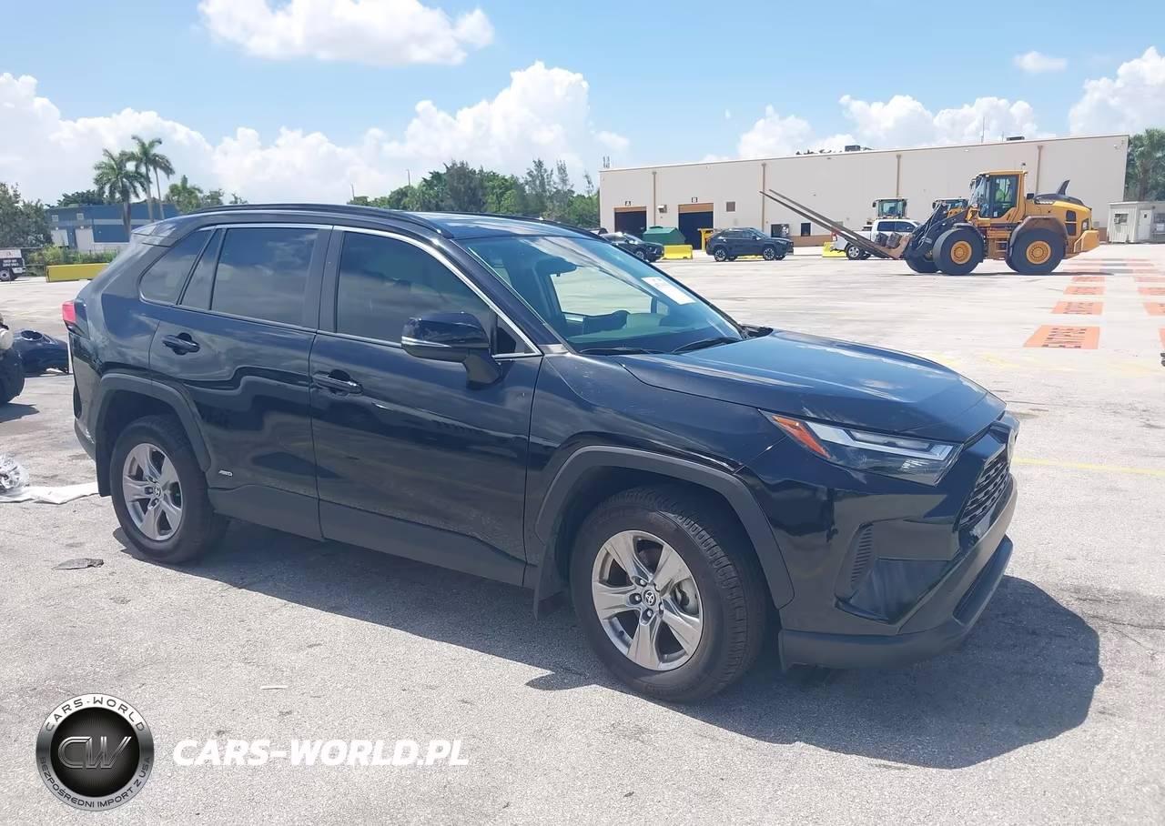 2024 Toyota Rav4 Hybrid Xle – zdjęcie 1 z 16