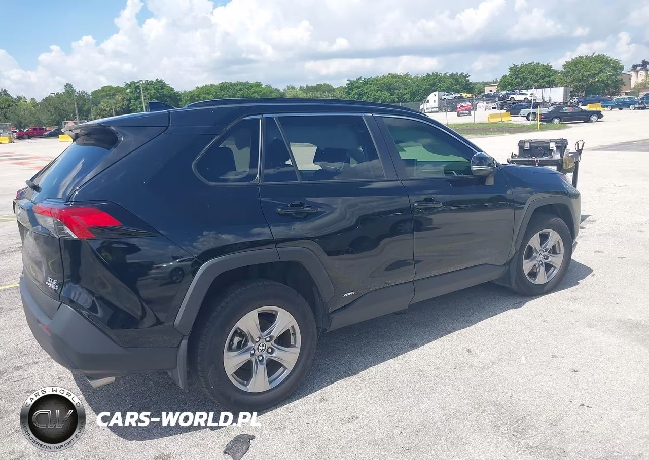 2024 Toyota Rav4 Hybrid Xle VIN:JTMRWRFV5RD269016 - 4