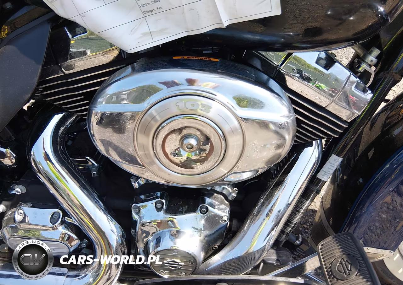 2013 Harley-Davidson Flhrc Road King Classic VIN:1HD1FRM13DB664716 - 8