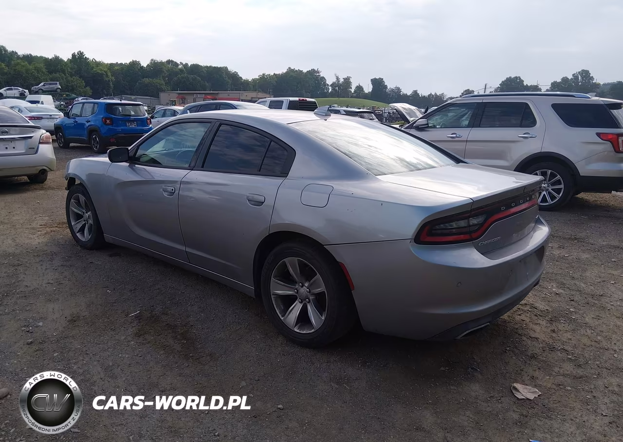 2018 Dodge Charger Sxt Plus Rwd VIN:2C3CDXHG8JH143534 - 3