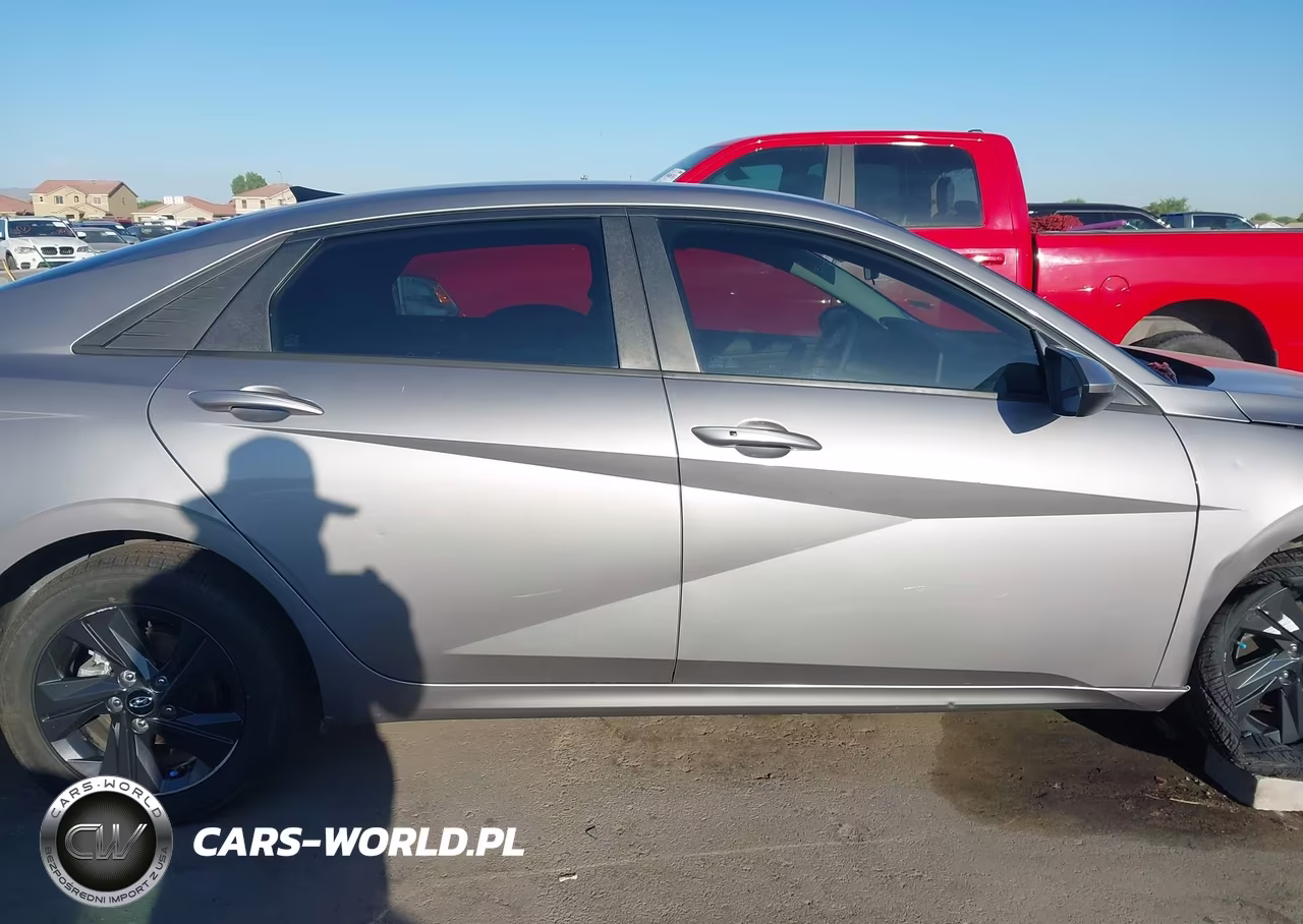 2023 Hyundai Elantra Hybrid Blue VIN:KMHLM4AJ1PU077734 - 13