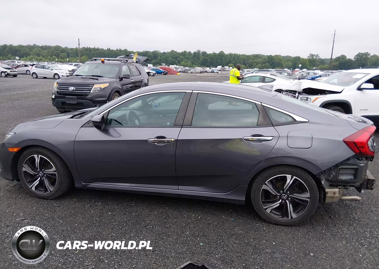 2016 Honda Civic Touring VIN:19XFC1F99GE206996 - 15