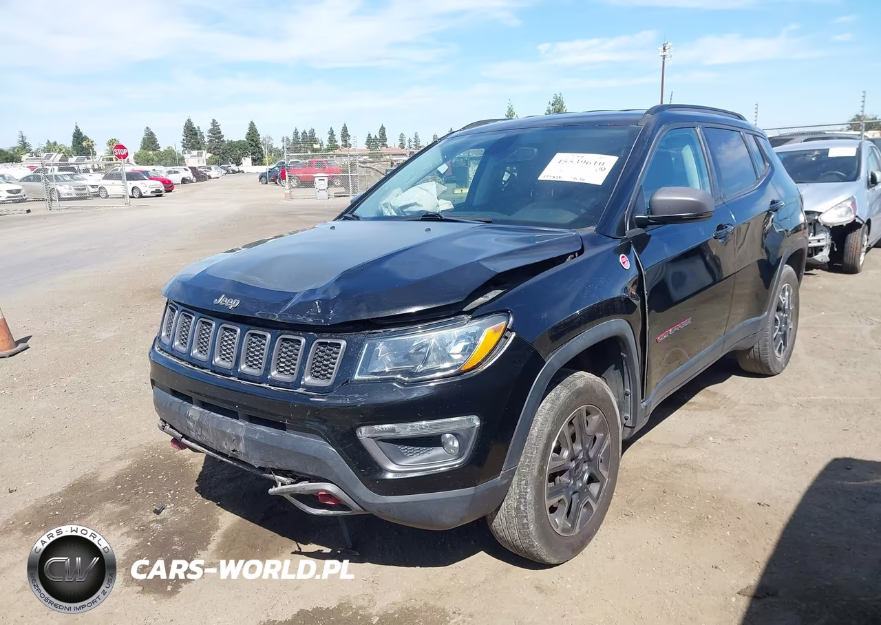 2019 Jeep Compass Trailhawk 4X4 VIN:3C4NJDDB8KT748118 - 2