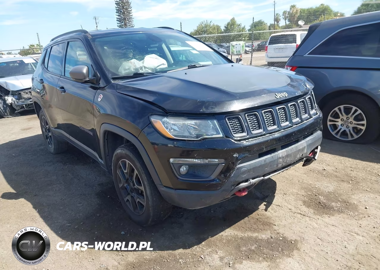 2019 Jeep Compass Trailhawk 4X4 VIN:3C4NJDDB8KT748118 - 6