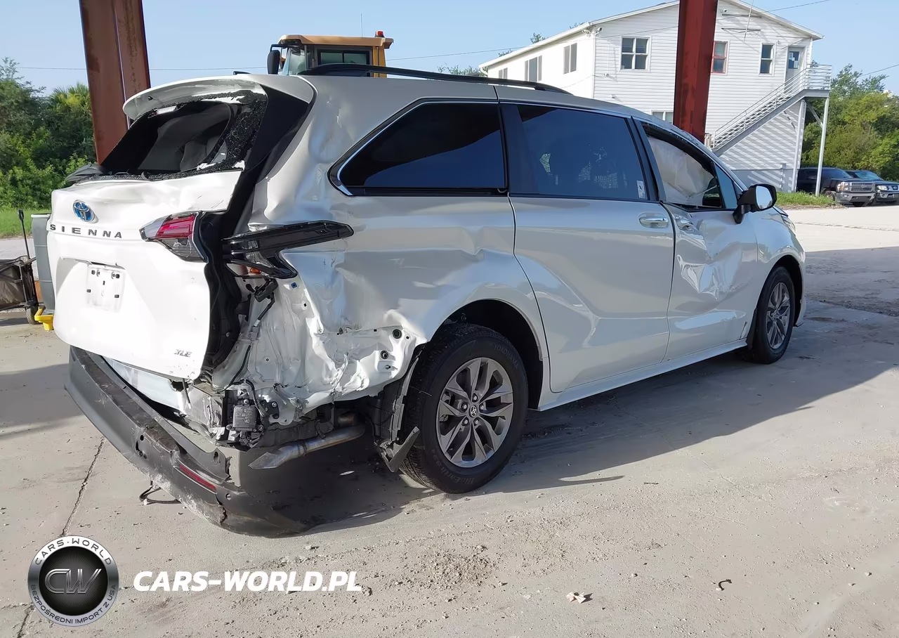 2025 Toyota Sienna Xle VIN:5TDYRKEC3SS267480 - 4