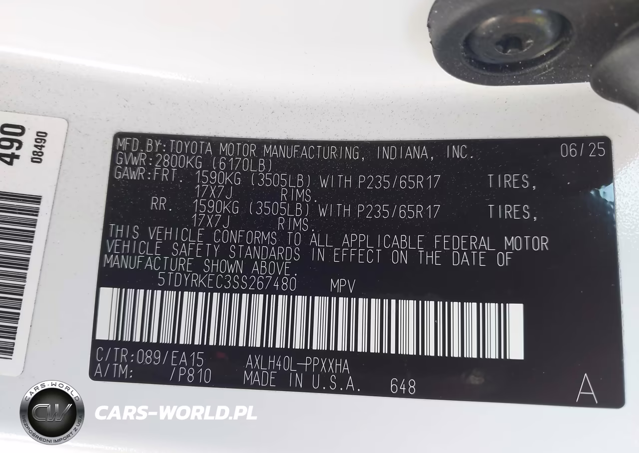 2025 Toyota Sienna Xle VIN:5TDYRKEC3SS267480 - 9