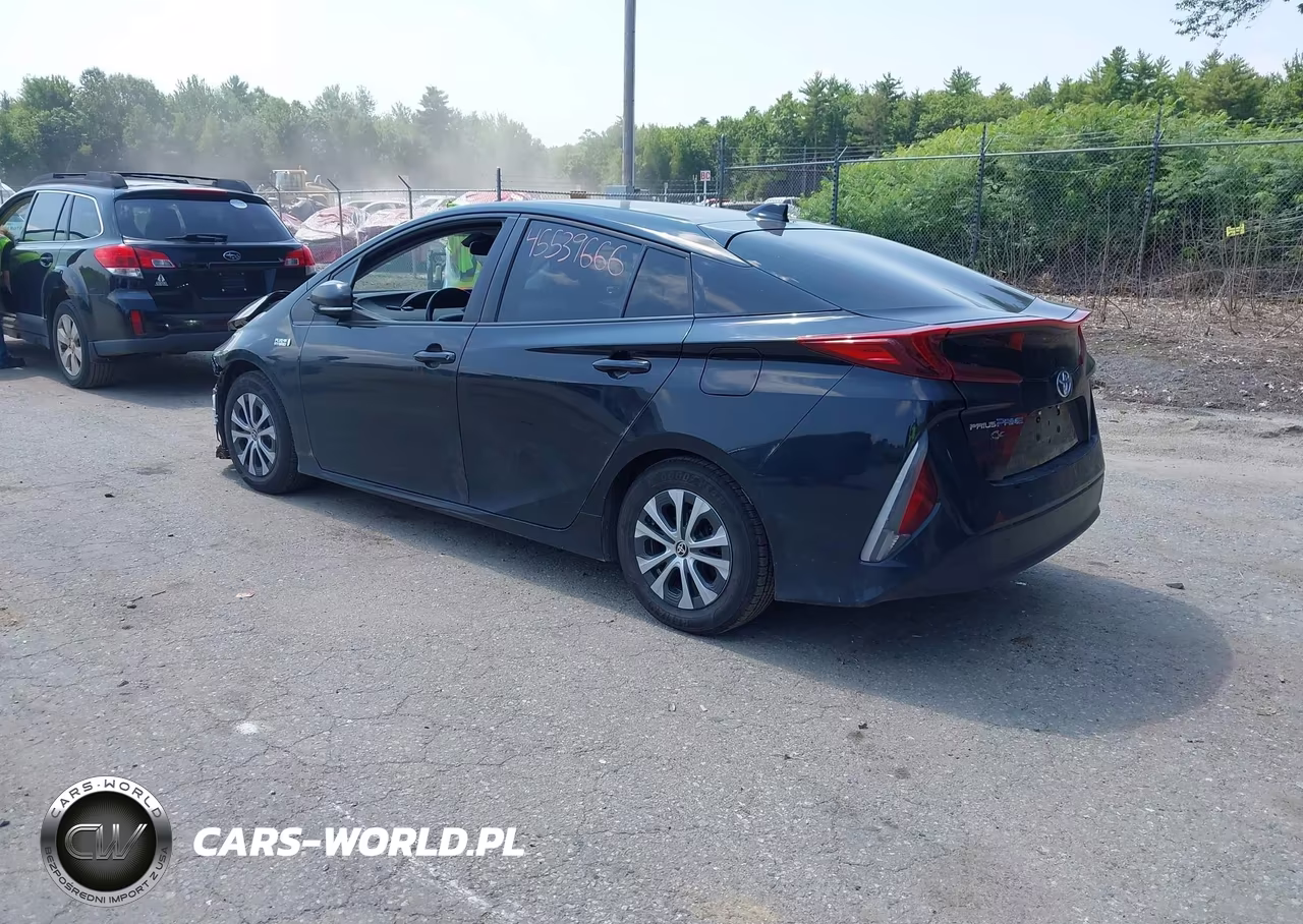 2021 Toyota Prius Prime Le VIN:JTDKAMFP5M3188116 - 3