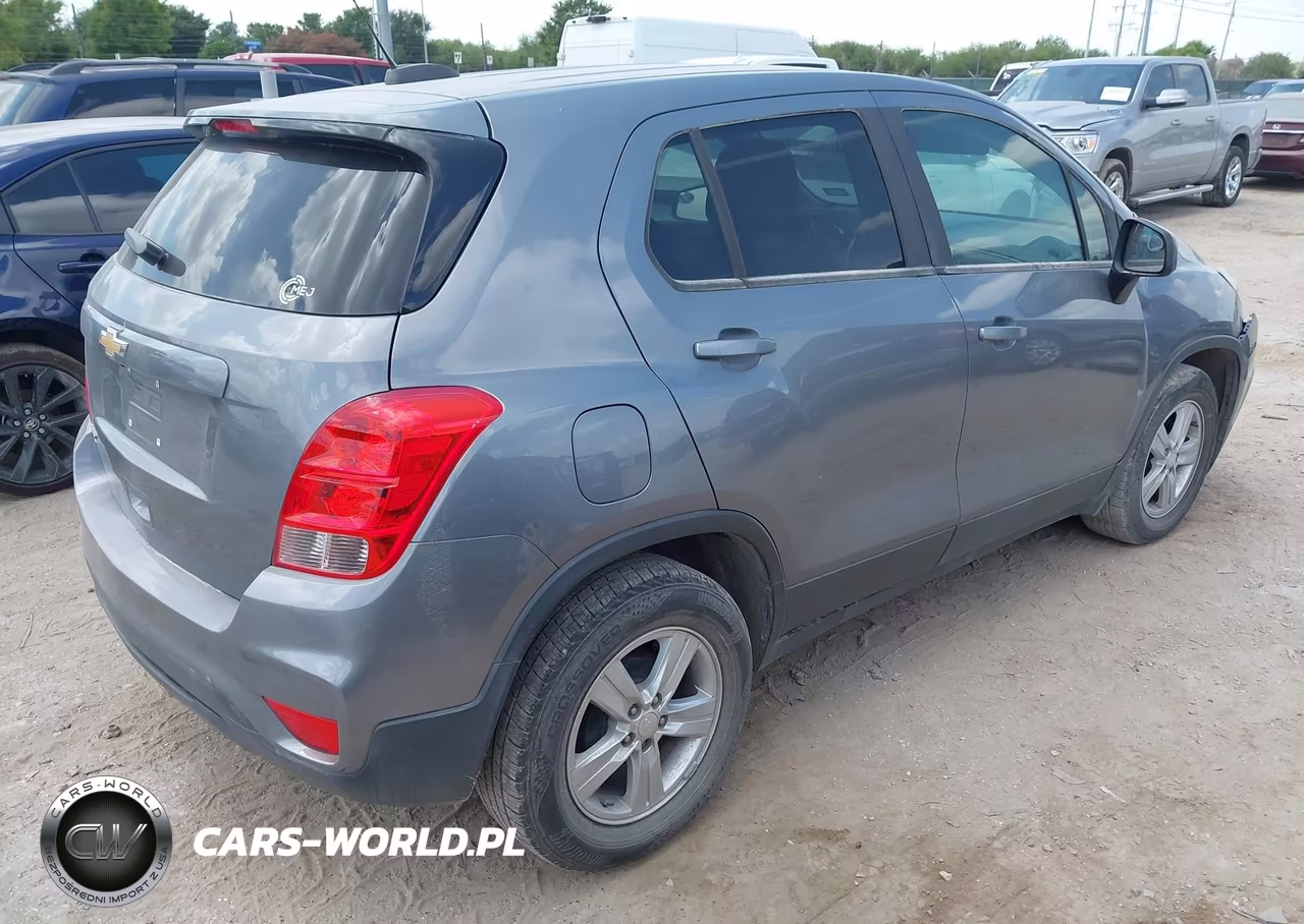 2020 Chevrolet Trax Fwd Ls VIN:3GNCJKSB8LL176135 - 4