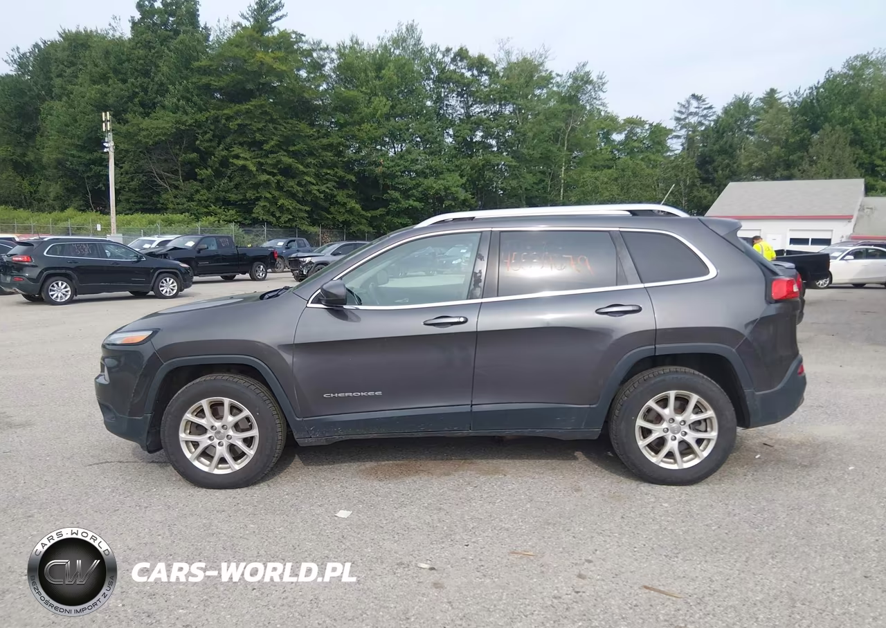 2014 Jeep Cherokee Latitude VIN:1C4PJMCB9EW201397 - 15