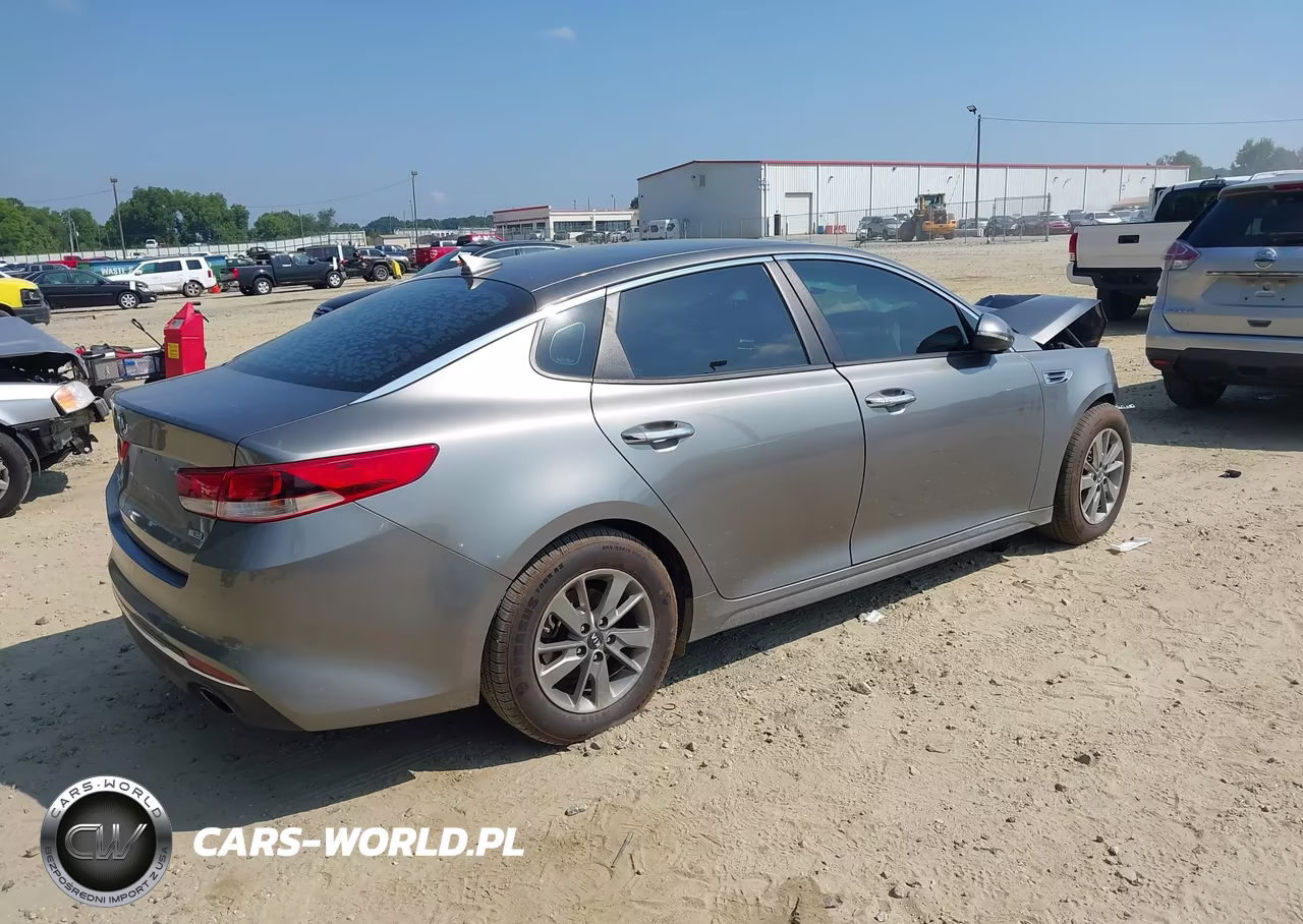 2017 Kia Optima Lx Turbo VIN:5XXGT4L17HG148609 - 4