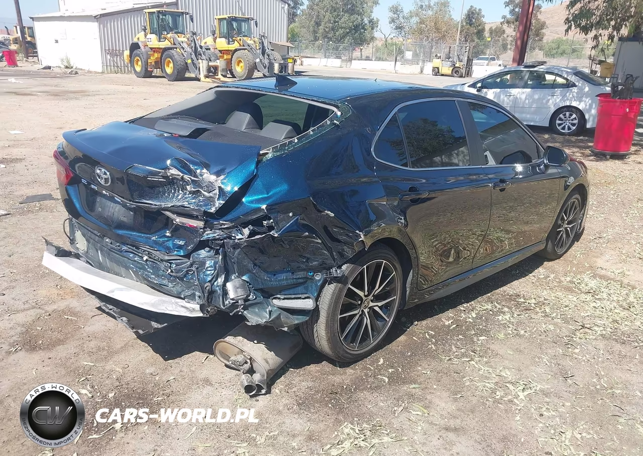 2021 Toyota Camry Se VIN:4T1T11AK5MU532385 - 4