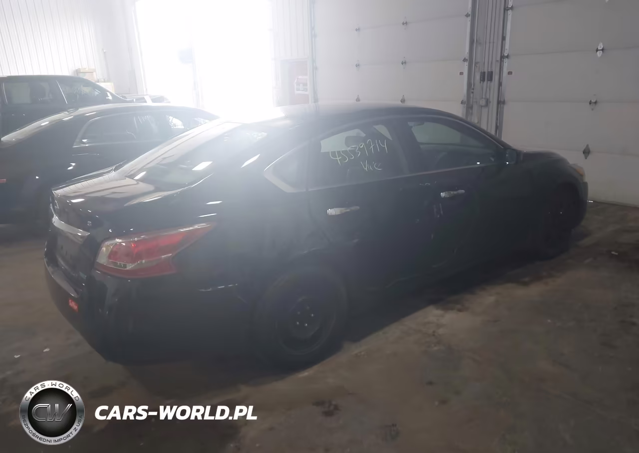 2013 Nissan Altima 2.5 S VIN:1N4AL3AP3DC121057 - 4