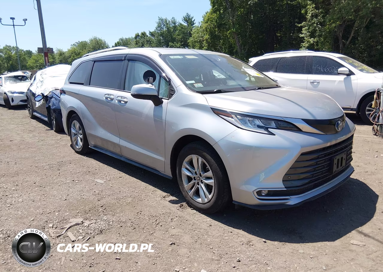 2023 Toyota Sienna Limited