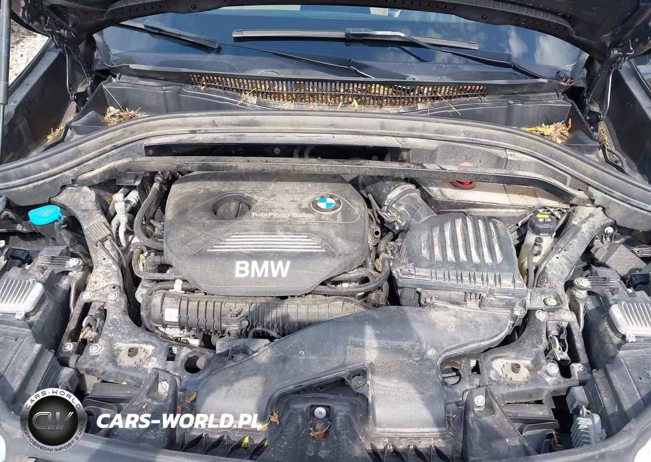 2018 BMW X1 xDrive28I VIN:WBXHT3C39J5F88198 - 10