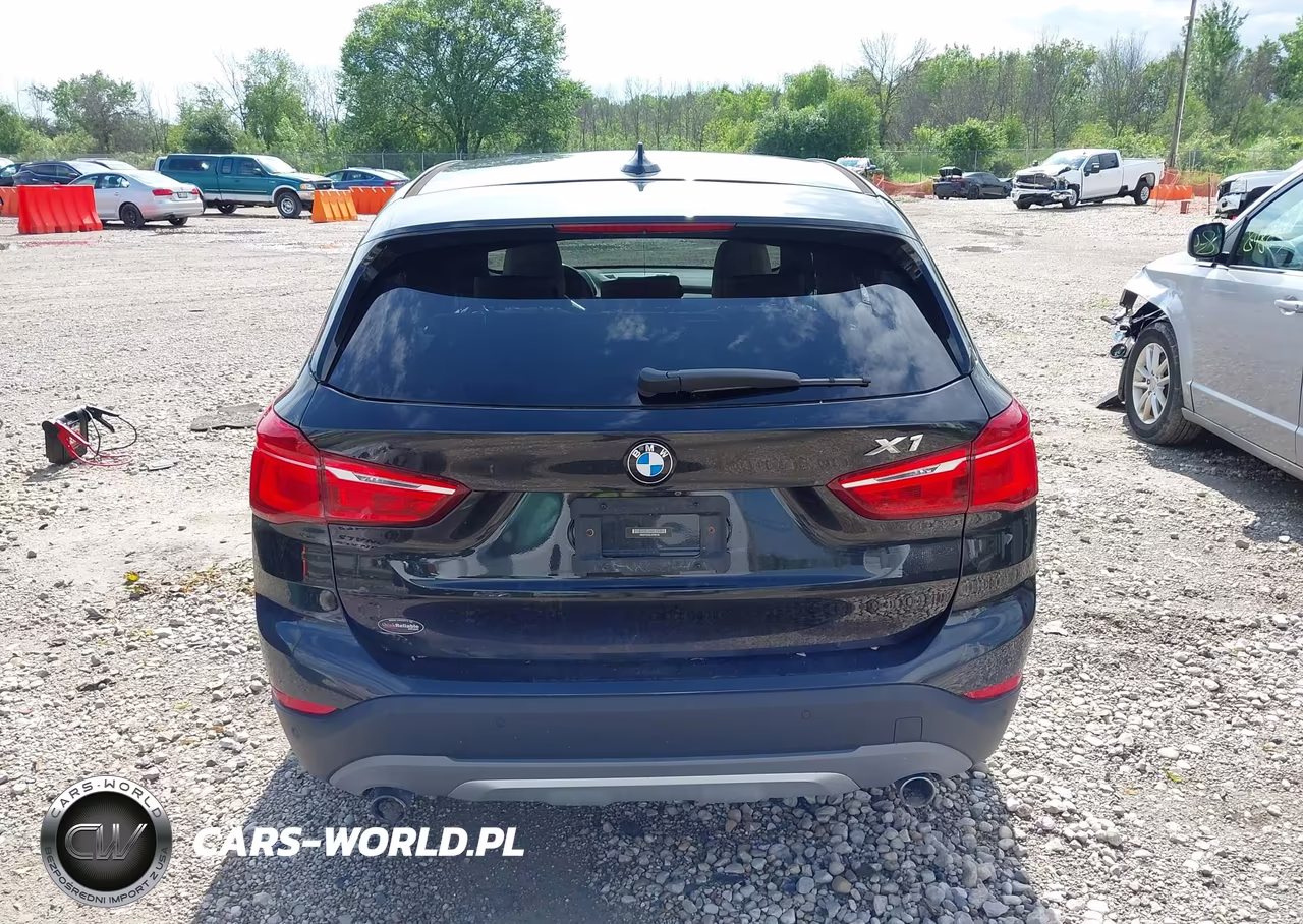 2018 BMW X1 xDrive28I VIN:WBXHT3C39J5F88198 - 16