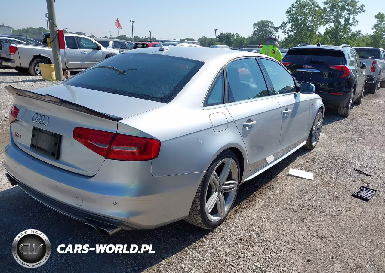 2013 Audi S4 3.0T Premium Plus VIN:WAUDGAFL7DA105586 - 4
