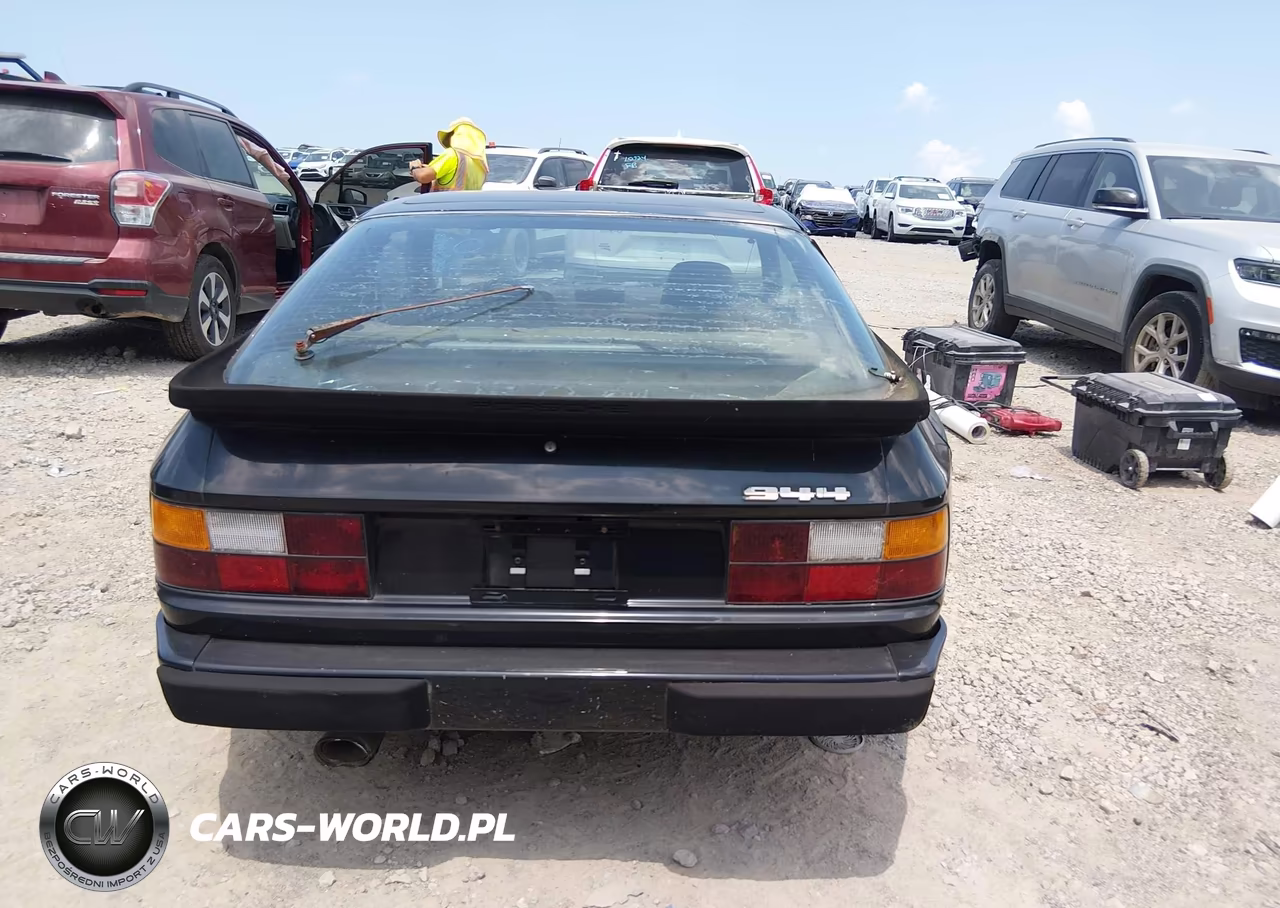 1985 Porsche 944 VIN:WP0AA0940FN474159 - 16