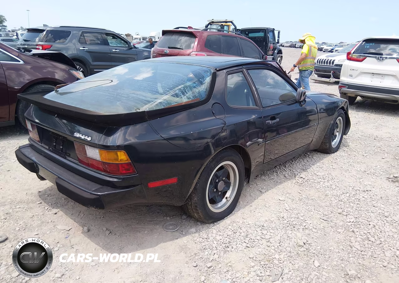 1985 Porsche 944 VIN:WP0AA0940FN474159 - 4