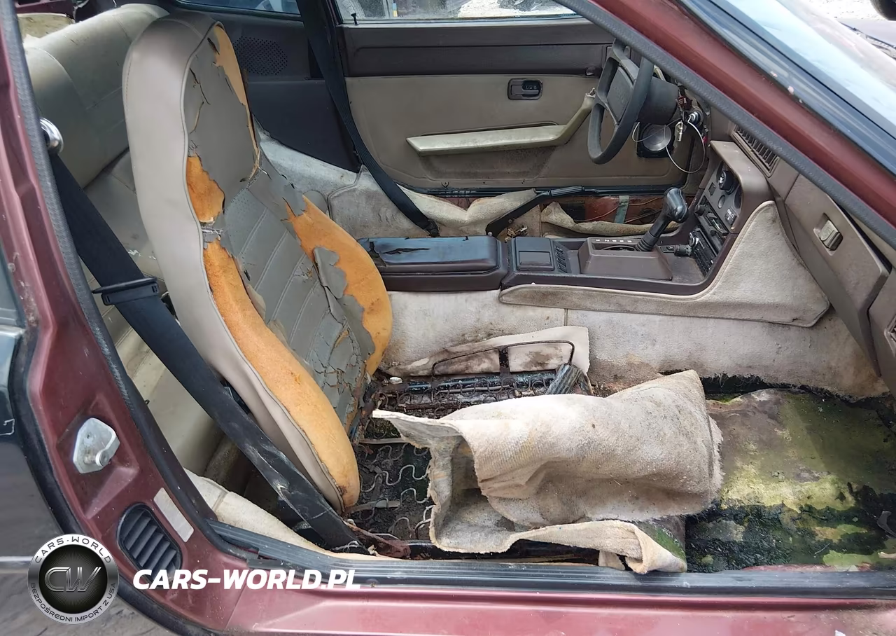 1985 Porsche 944 VIN:WP0AA0940FN474159 - 5
