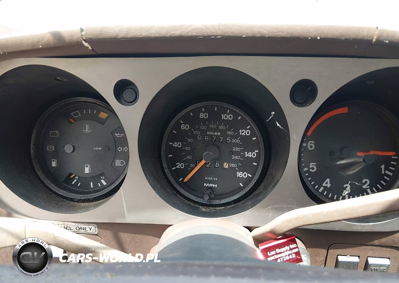 1985 Porsche 944 VIN:WP0AA0940FN474159 - 7