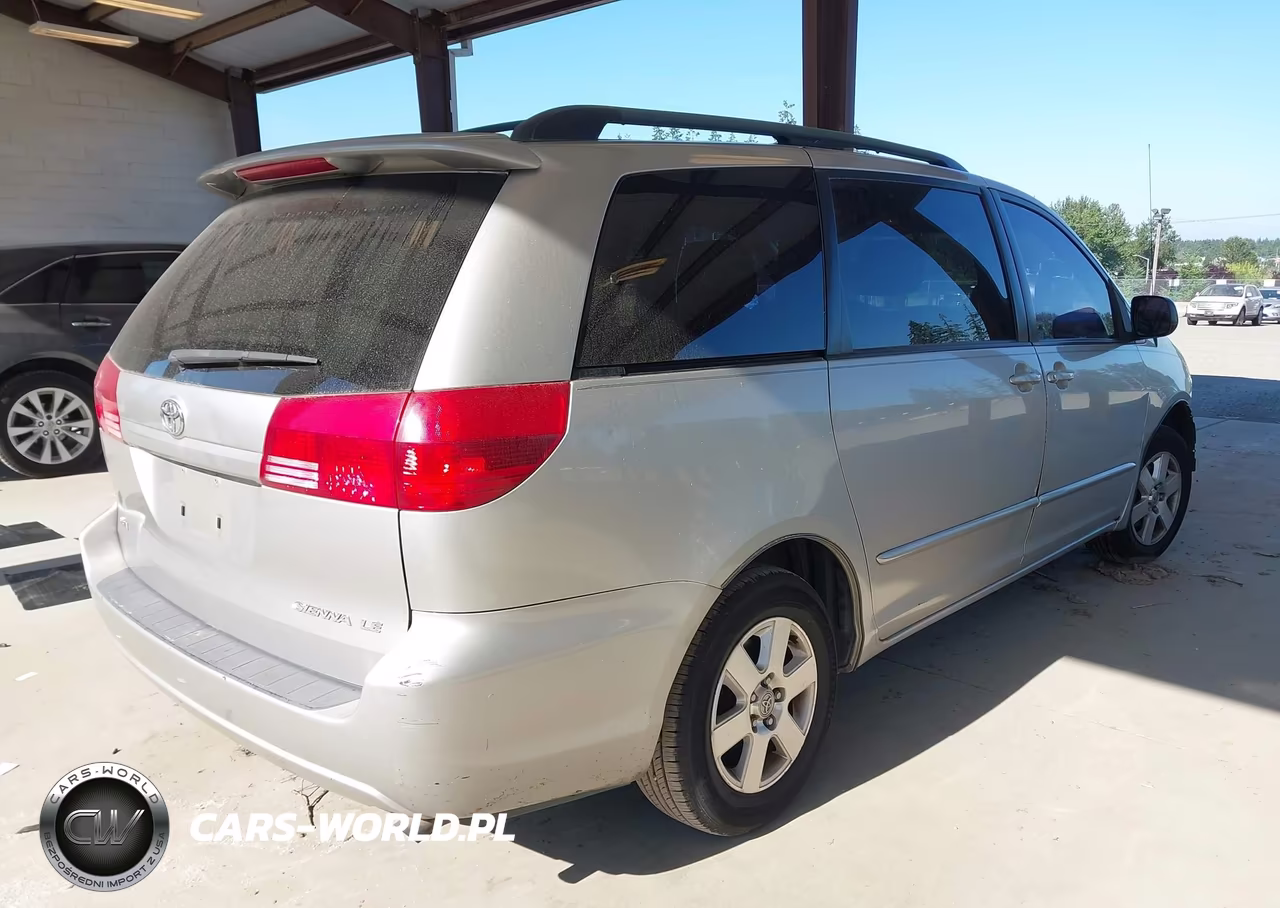 2004 Toyota Sienna Le VIN:5TDZA23C24S100187 - 4
