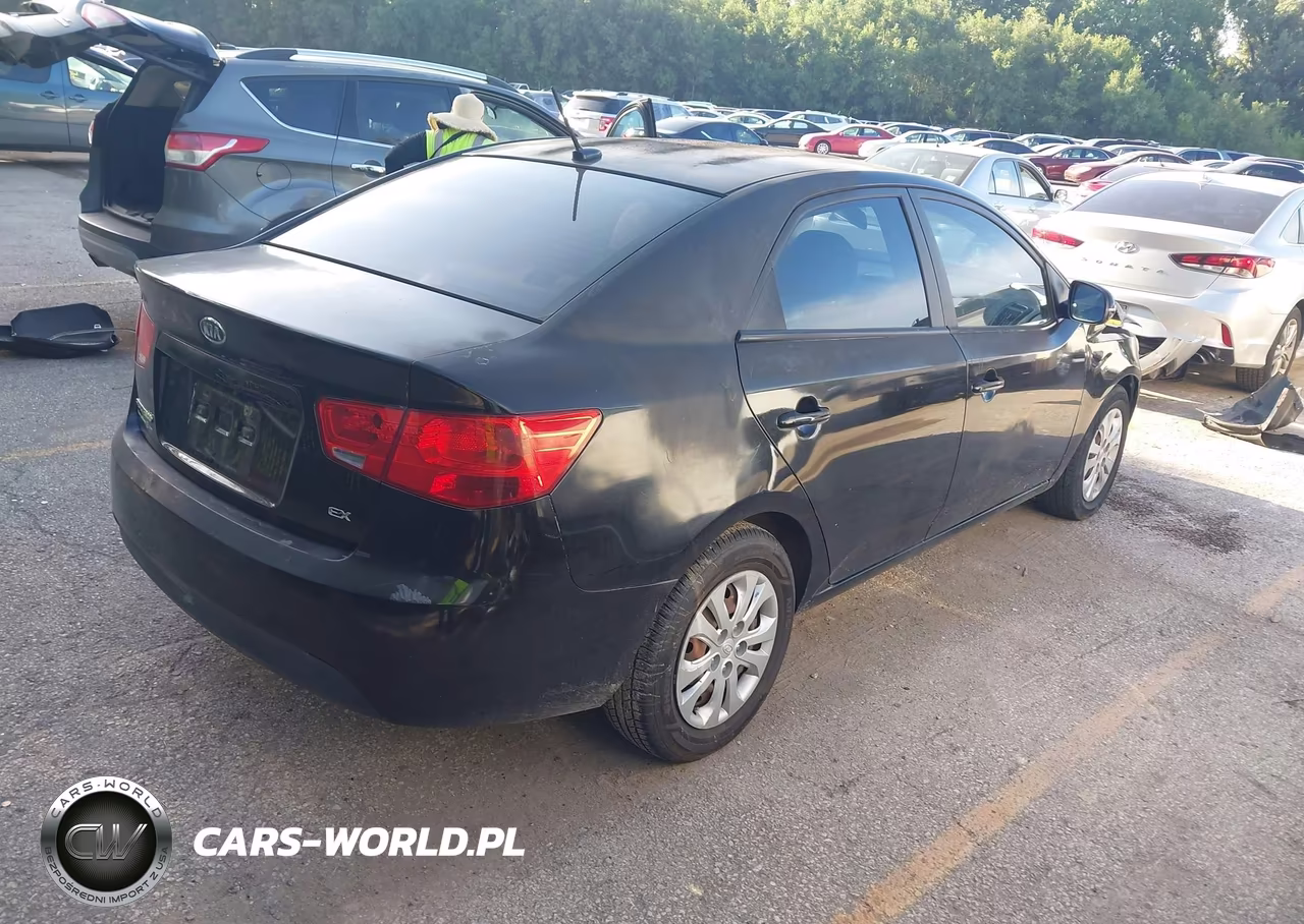 2011 Kia Forte Ex VIN:KNAFU4A27B5382178 - 4