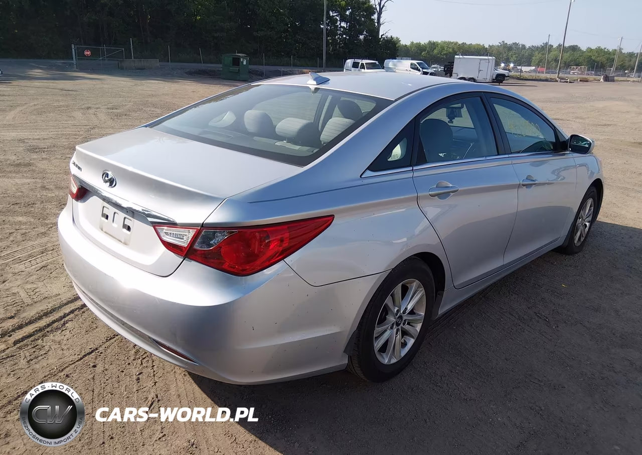 2013 Hyundai Sonata Gls VIN:5NPEB4AC7DH657242 - 4