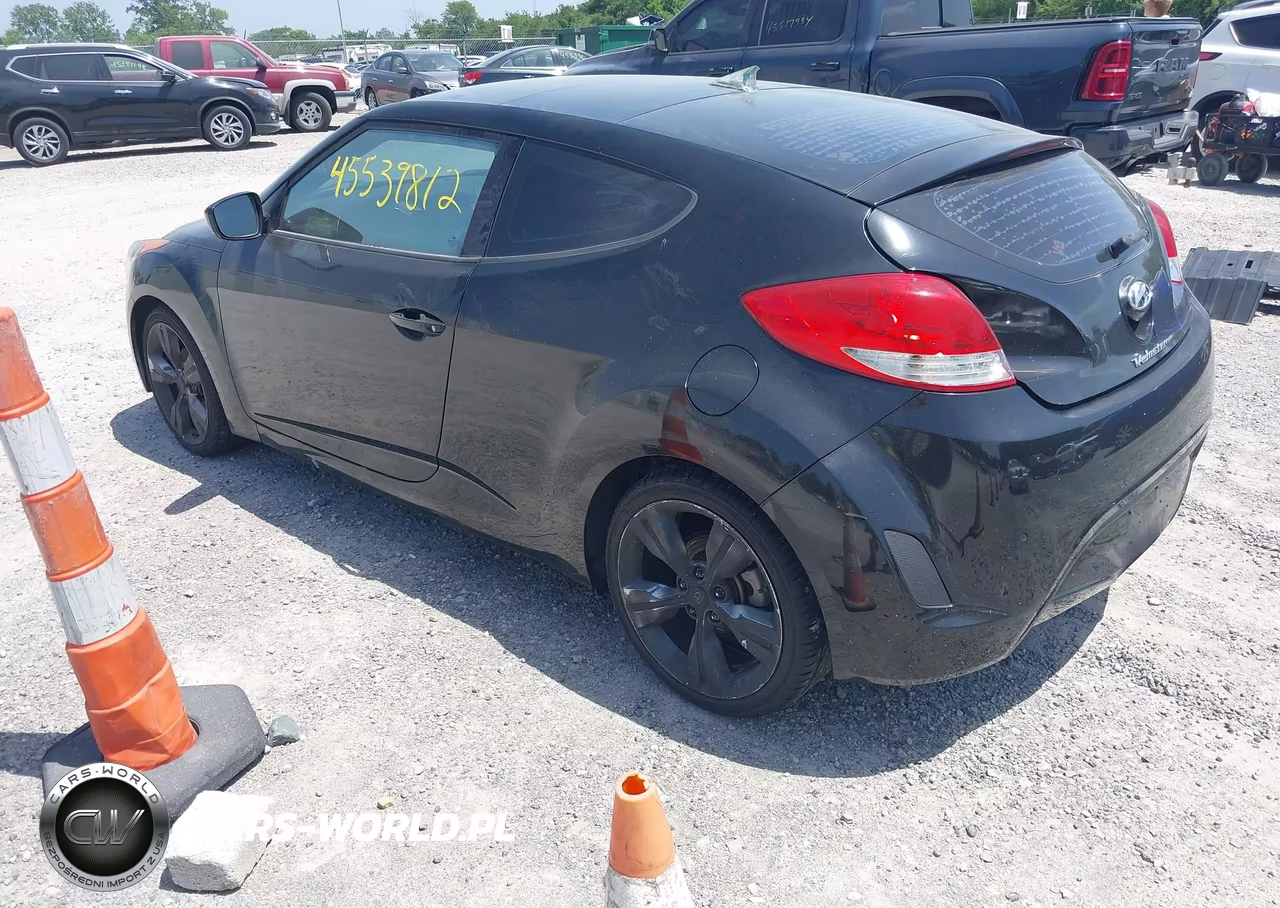 2012 Hyundai Veloster Base W-Gray VIN:KMHTC6AD0CU076206 - 3