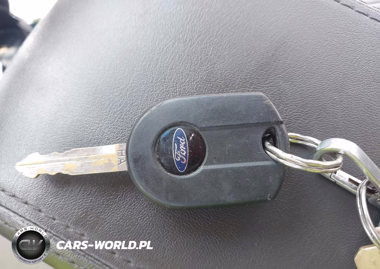 2012 Ford Fusion Hybrid VIN:3FADP0L31CR430701 - 11
