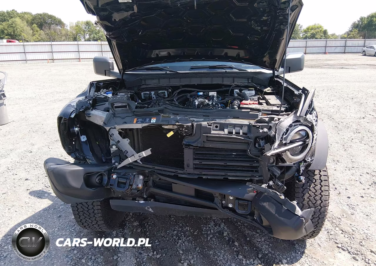 2025 Ford Bronco Badlands VIN:1FMEE9BP3SLB27490 - 10