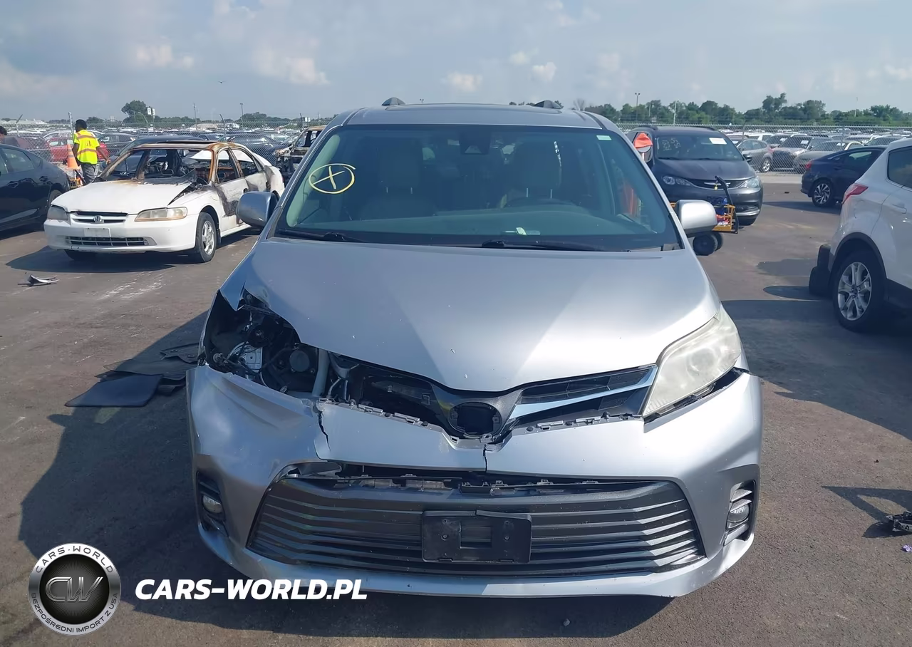 2018 Toyota Sienna Xle 8 Passenger VIN:5TDYZ3DC0JS929781 - 12