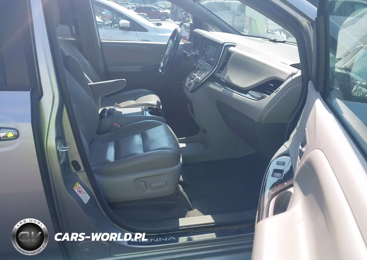 2018 Toyota Sienna Xle 8 Passenger VIN:5TDYZ3DC0JS929781 - 5