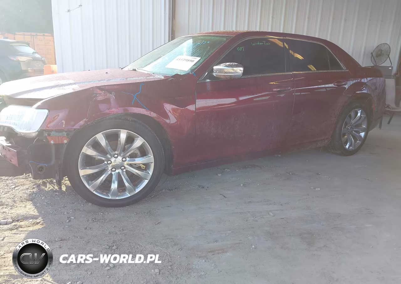 2021 Chrysler 300 Touring VIN:2C3CCAAG7MH570847 - 2