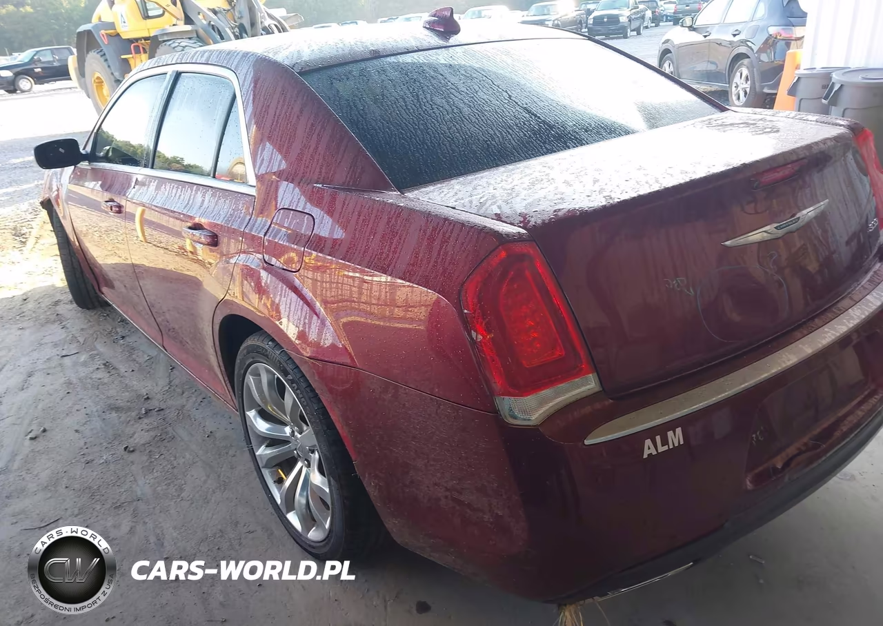 2021 Chrysler 300 Touring VIN:2C3CCAAG7MH570847 - 3