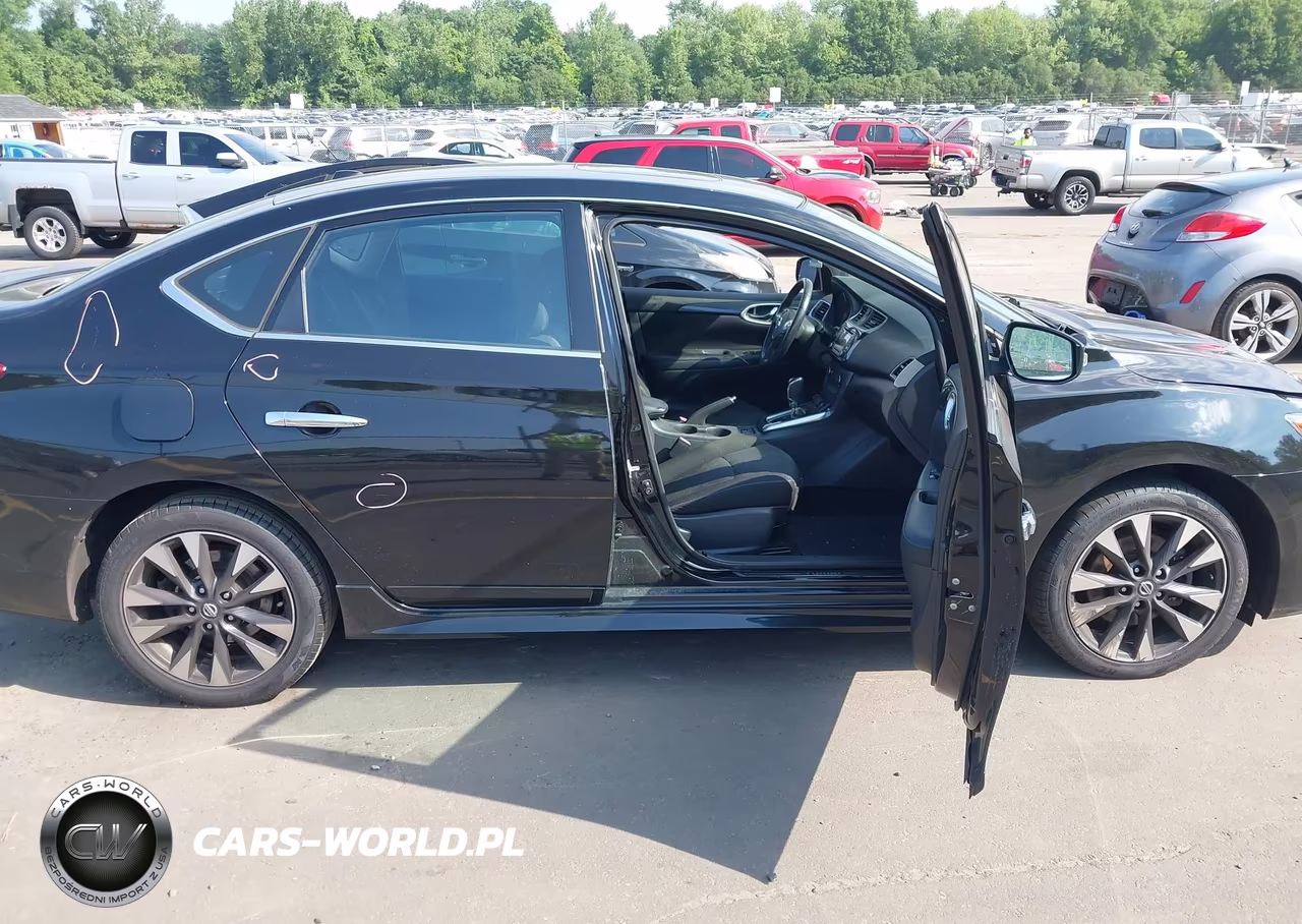 2017 Nissan Sentra Sr Turbo VIN:3N1CB7AP7HY236211 - 5