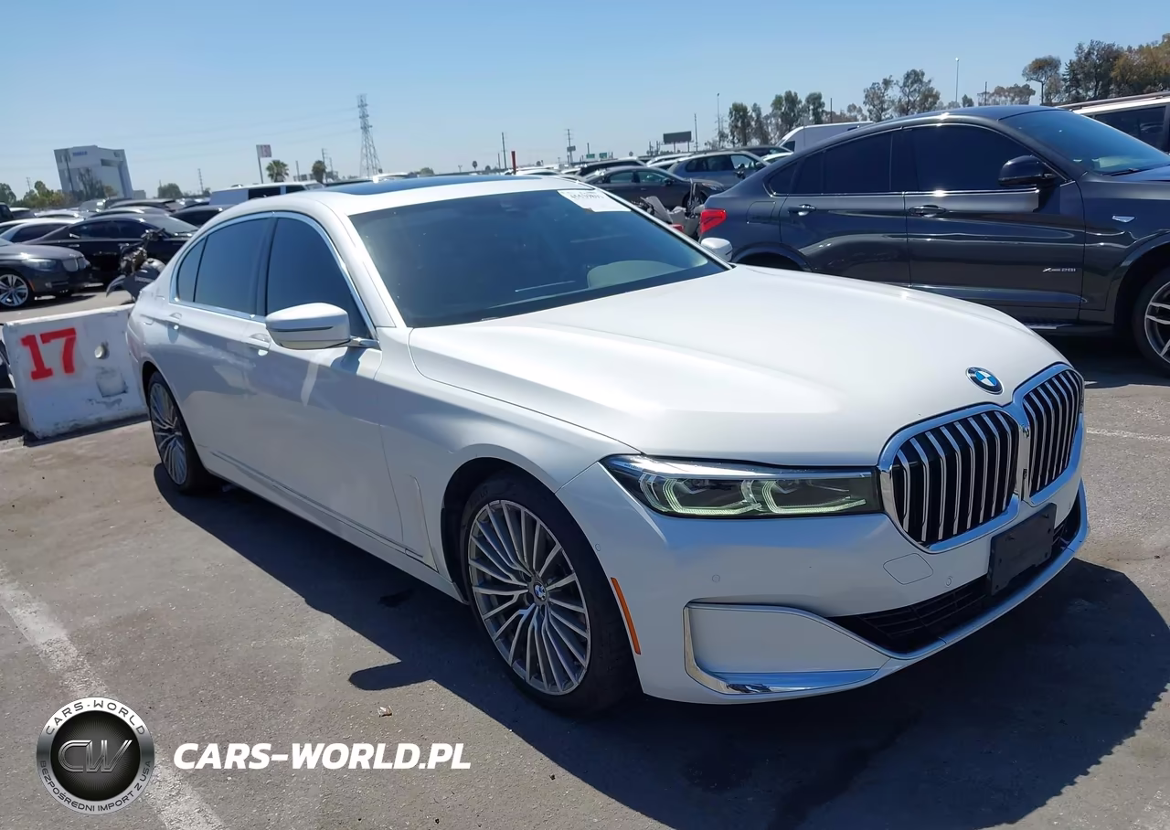 2021 BMW 740I