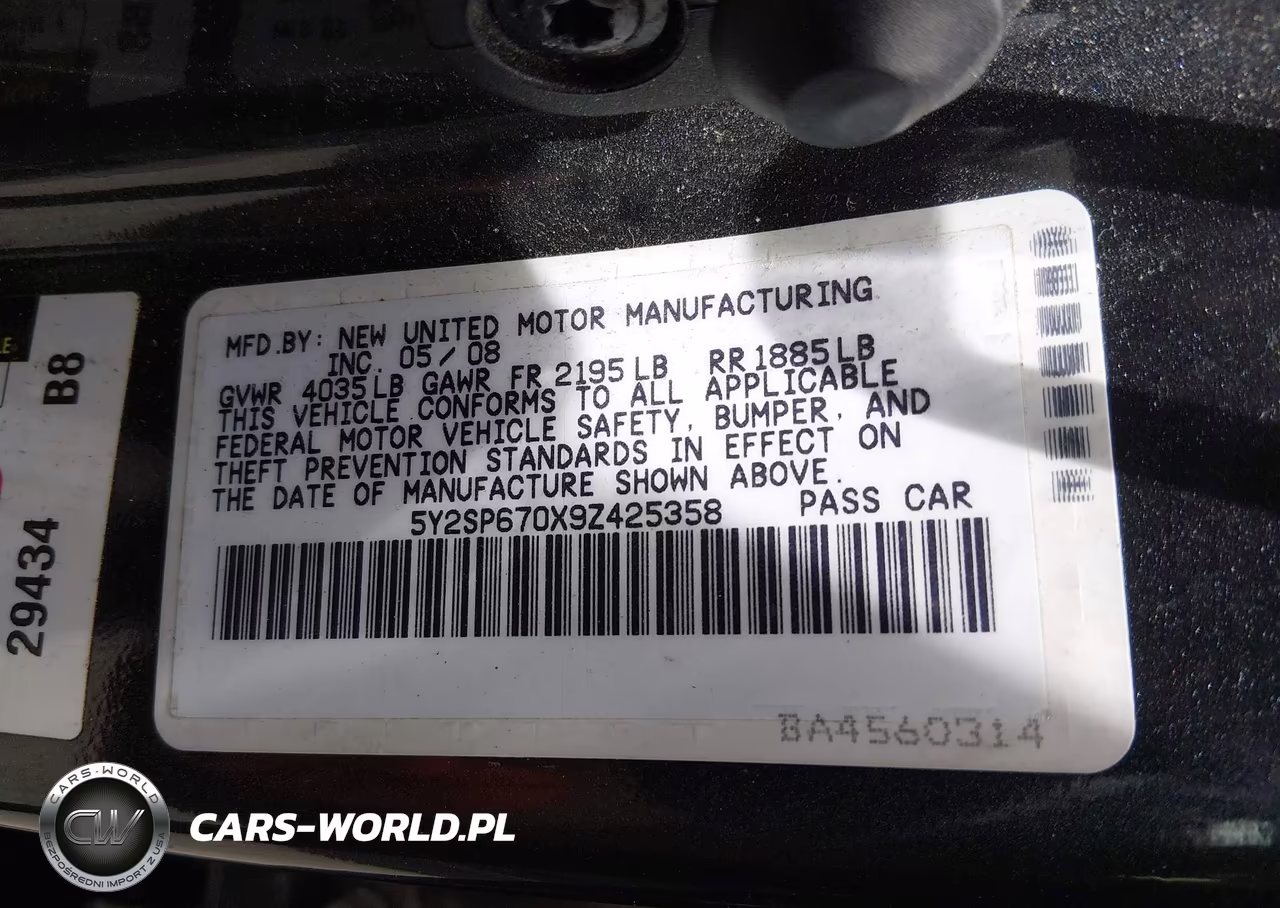 2009 Pontiac Vibe VIN:5Y2SP670X9Z425358 - 9