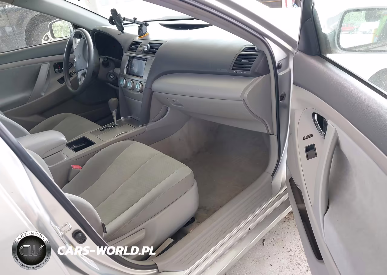 2009 Toyota Camry Le VIN:4T1BE46K19U401360 - 5