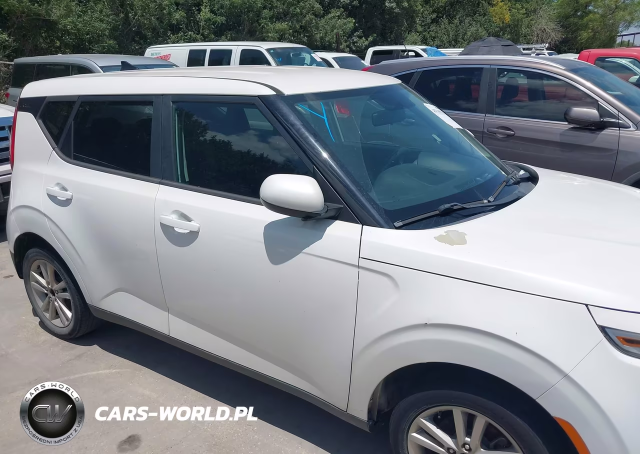 2020 Kia Soul Lx VIN:KNDJ23AU9L7068973 - 13