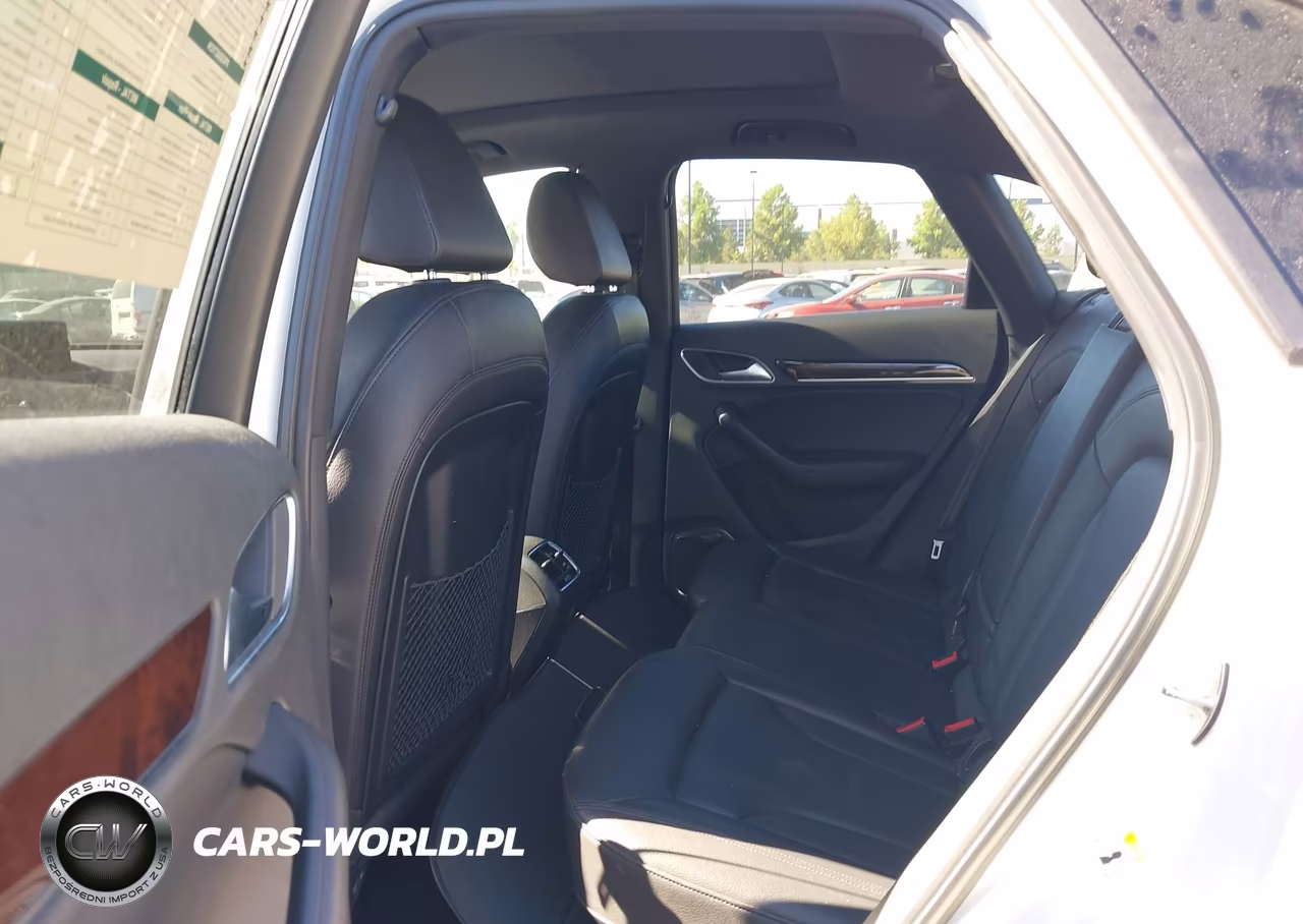 2018 Audi Q3 2.0T Premium-2.0T Sport Premium VIN:WA1HCCFS1JR013027 - 8