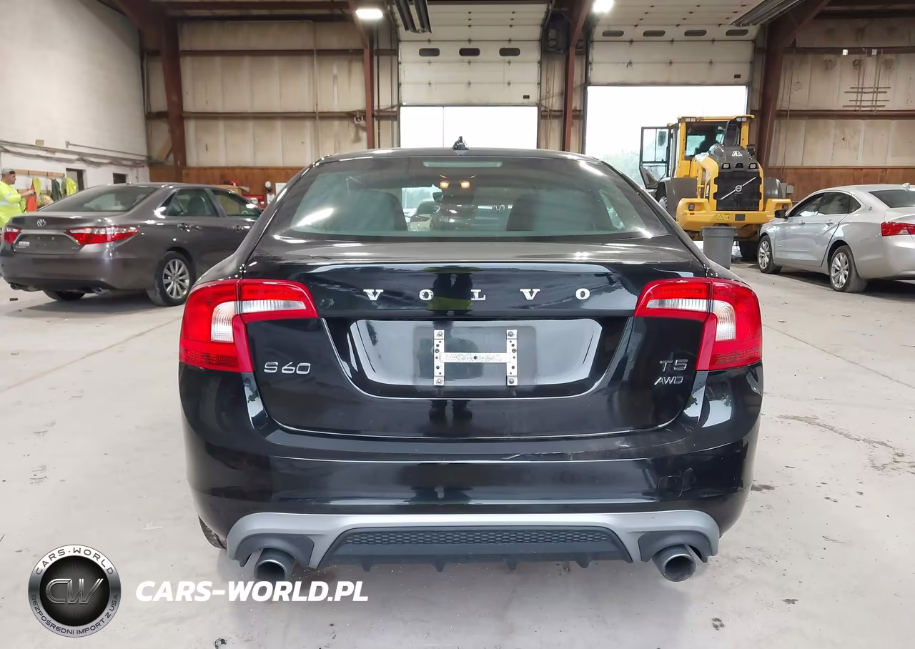 2018 Volvo S60 T5 Dynamic VIN:YV140MTL2J2459822 - 17