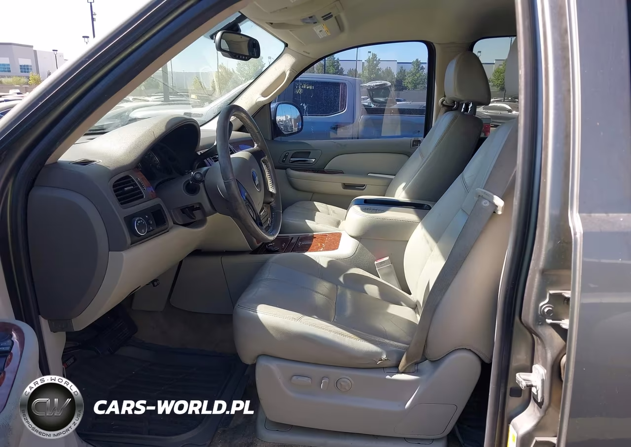 2007 Chevrolet Tahoe Ltz VIN:1GNFC13037R334281 - 5
