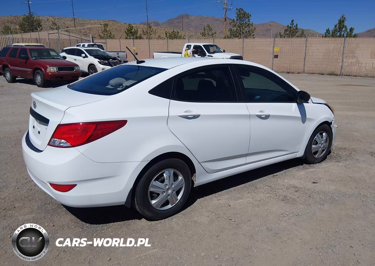 2016 Hyundai Accent Se VIN:KMHCT4AE3GU113395 - 4